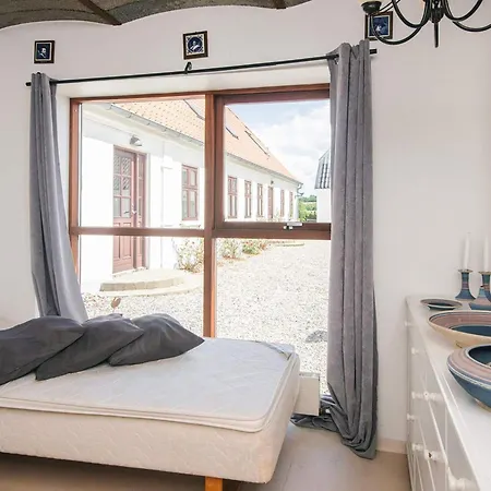 4 Star In Dom wakacyjny Hornsyld